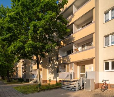 Ruhig gelegene 3-Raum-Wohnung mit Blick ins Grüne (Nur mit WBS!) - Foto 4