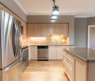 For Lease - 80 Orchard Point Road Unit# 504, Orillia, Ontario - Photo 4