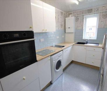 Scholes Park Road, Scarborough, YO12 - Photo 3