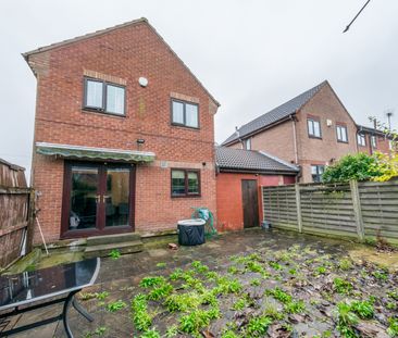 TOPCLIFFE FOLD MORLEY LEEDS LS27 9AY - Photo 1