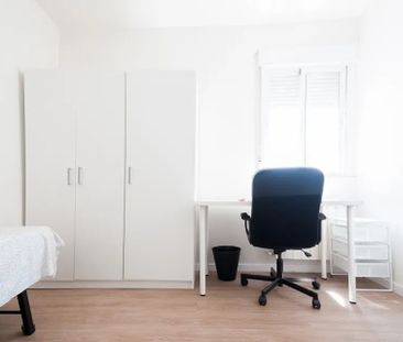 Calle de Santa Feliciana, Madrid, Community of Madrid 28010 - Photo 1