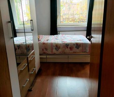 Nachmieterin gesucht 577 warm mit Balkon + Garten - Foto 1