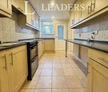 3 bedroom terraced house to rent - Photo 2