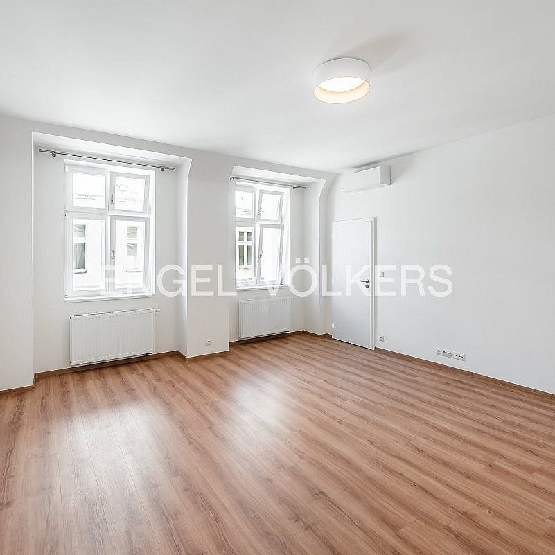 Pronájem bytu 2+kk 82 m² - Photo 1
