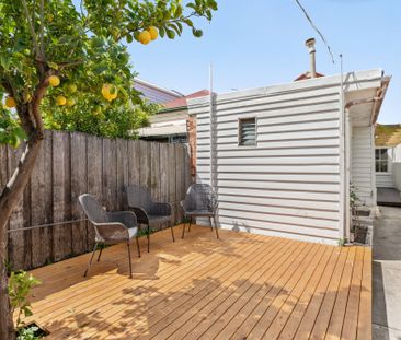 265 Bridge Street, Port Melbourne VIC 3207 - House For Rent | Domain - Photo 1