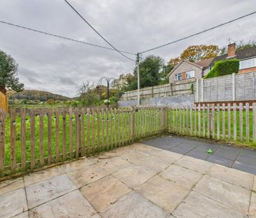 3 bedroom semi-detached house to rent - Photo 5