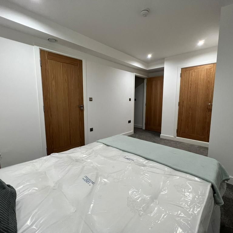 1 bedroom in a flat share to rent - Photo 1