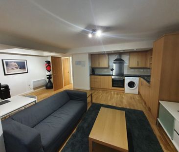 Churchill Villas, Churchill Way, Cardiff - Photo 3