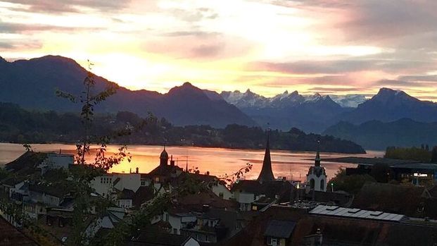 Studio in Luzern, möbliert, auf Zeit - Foto 1