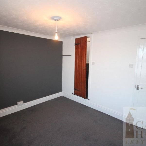 Raglan Street, Lowestoft - Photo 1