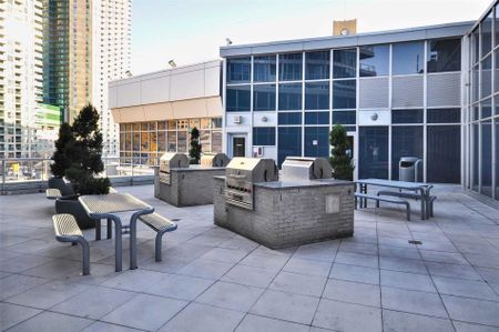 For Lease - 208 Queens Quay Unit# 215, Toronto, Ontario - Photo 4