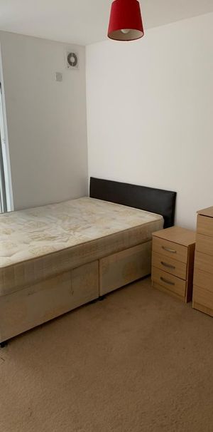 2 Bed Flat, Icon Building, IG1 - Photo 1