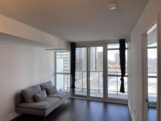 For Lease - 121 McMahon Drive Unit# 1810, Toronto, Ontario - Photo 1