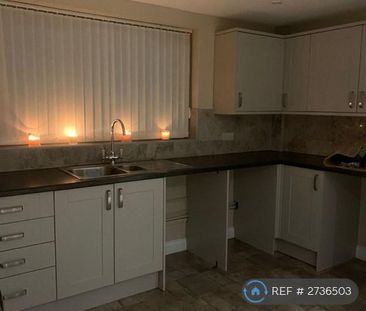 4 bedroom detached house to rent - Photo 4