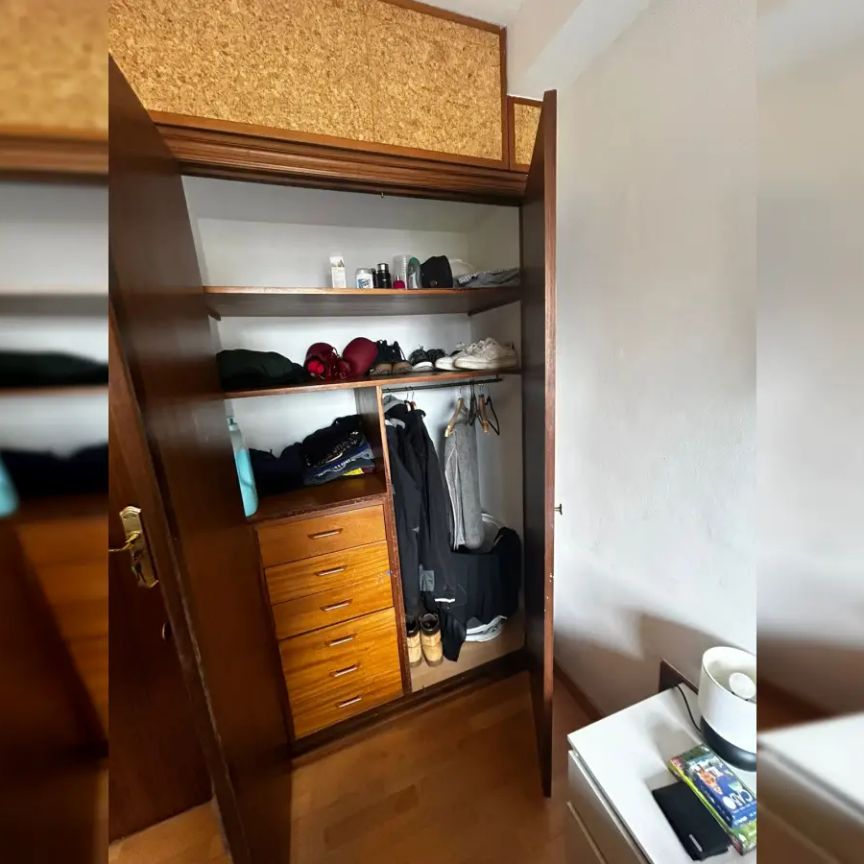 Room in a shared 6-bedroom apartment for rent in La Maternitat i Sant Ramon, spaces available for tenants aged appropriately. - Foto 1