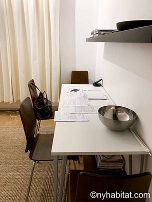 Logement à Paris, Location meublée - Photo 1