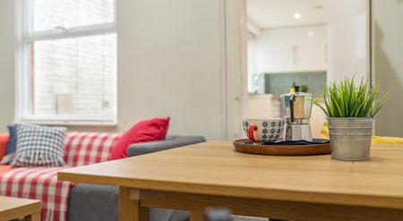 16 Ash Road, Headingley, Leeds, LS6 3JF - Photo 3