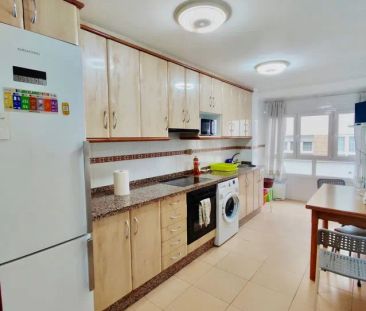 Alquiler de piso en Calle Baldomero Fernández, 4 - Foto 4