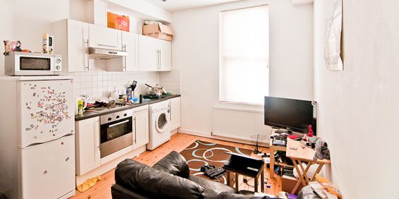 1 Bedroom Apartment - Photo 3