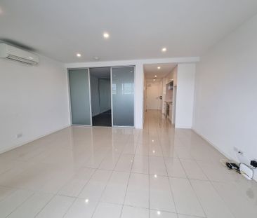 Stylish Apartments in Prime Location - Photo 1
