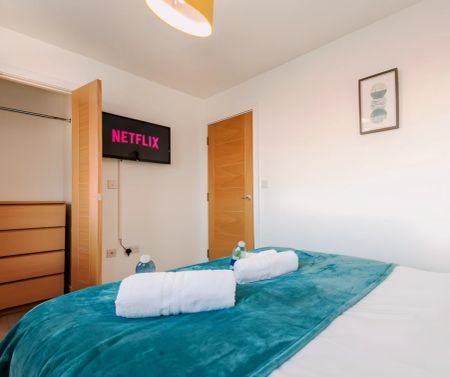 two bedroom - Photo 3
