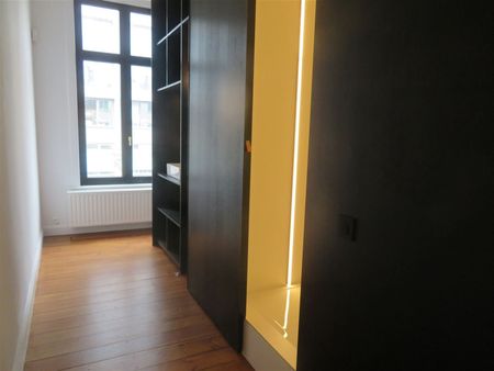 Uniek appartment met binnentuin in beschermde woning! - Photo 5