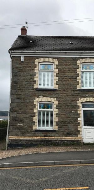 3 bedroom semi-detached house to rent - Photo 1