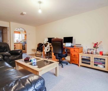 Gooch Street, Swindon, Swindon, SN1 - Photo 2