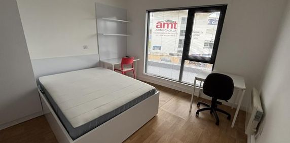 Studio to rent - Photo 2