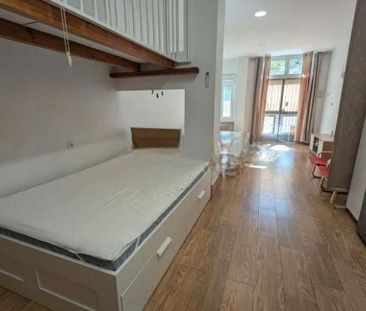 Loft de alquiler en Calle Río Boeza, Portada Alta - Pol. Crta. De C... - Photo 2