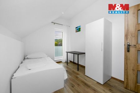 Pronájem rodinného domu 82 m², Tetín - Fotografie 5