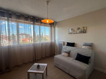 Location Appartement 1 pièce 21m² ALBI 81000 - Photo 3