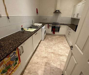 Room in a Shared Flat, Goodhall St, NW10 - Photo 5