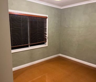 Beautiful Home, Great Location! - Photo 6