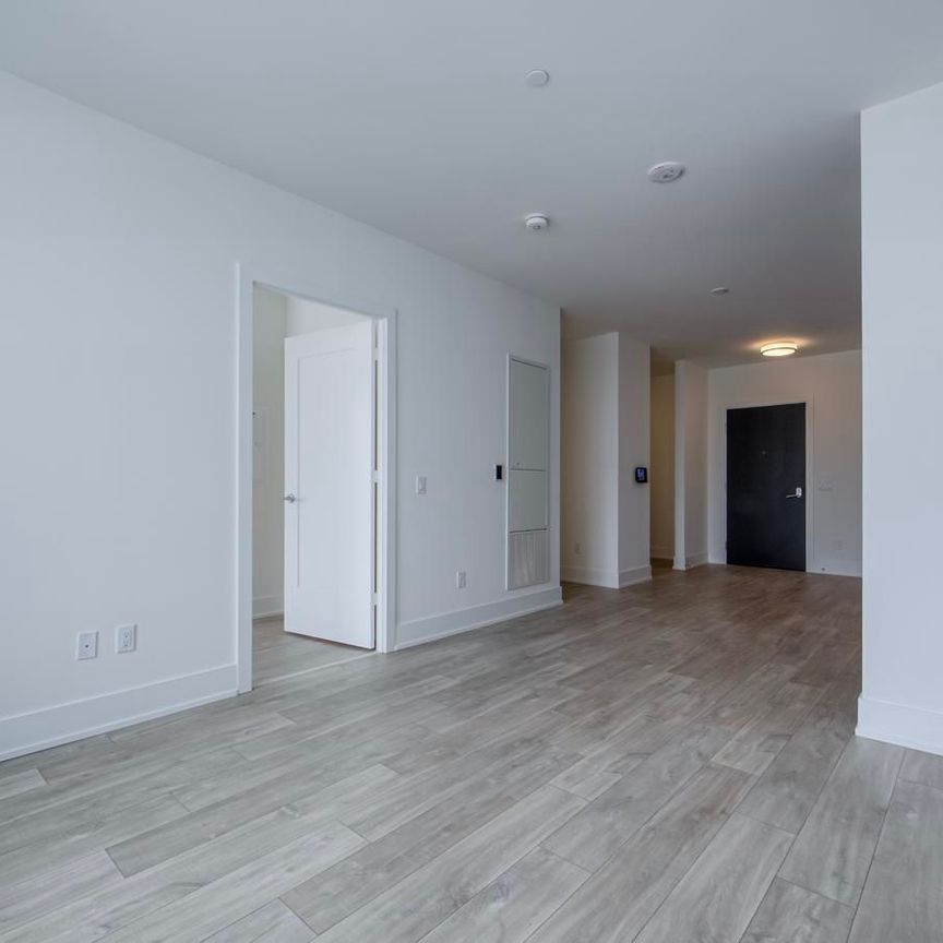For Lease - 259 The Kingsway N/A Unit# 713, Toronto, Ontario - Photo 1