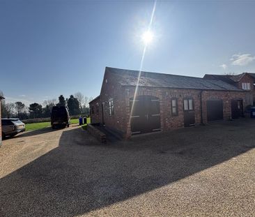 2 bedroom barn conversion to rent - Photo 4