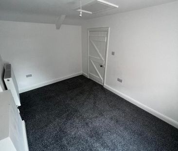 3 bedroom detached house to rent - Photo 3