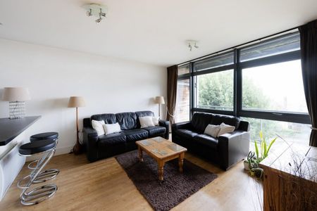 2 Bed Flat - Photo 5