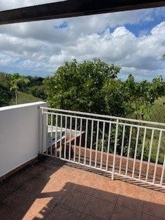 Location Maison 5 pièces 141m² LE MOULE 97160 - Photo 1