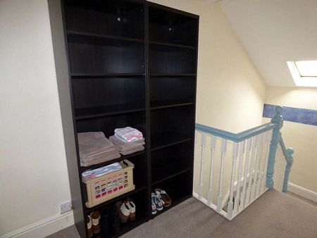 1 Bed - Sea View Place, Aberystwyth, Ceredigion - Photo 5