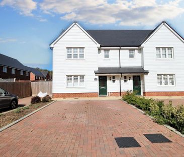 3 bedroom semi-detached house to rent - Photo 6