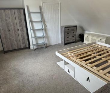 2 bedroom cottage to rent - Photo 2