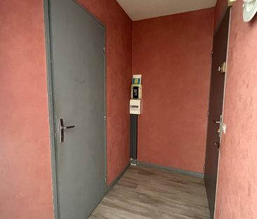 Appartement Saint Etienne 1 pièce(s) 30 m2 - Photo 3