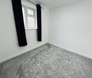 3 bedroom apartment to rent - Photo 1