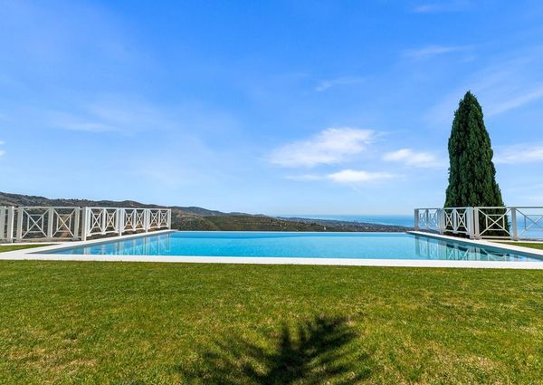 6 bedroom luxury Villa for rent in Marbella, Spain