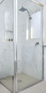 Move-In Ready Share House – Ideal for Students/FIFO - Photo 4