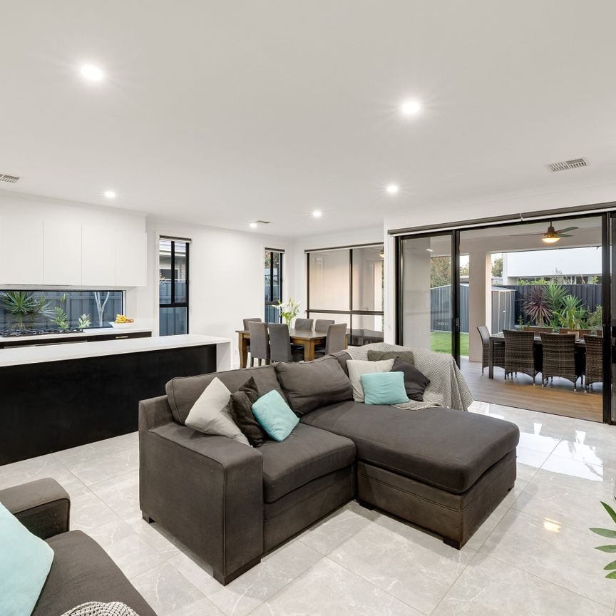 Spacious Family Living in a Prime Grange Location - Photo 1