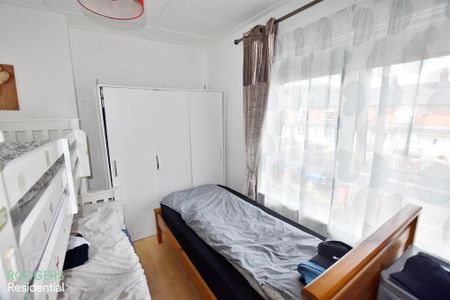 35 York Crescent, Belfast, BT15 3RA - Photo 2