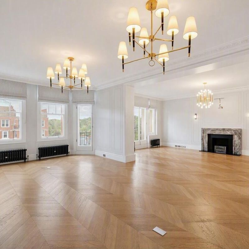 An exceptional refurbished four-bedroom lateral residence occupying the fifth floor of one of Kensington's most prestigious mansion blocks. - Photo 1