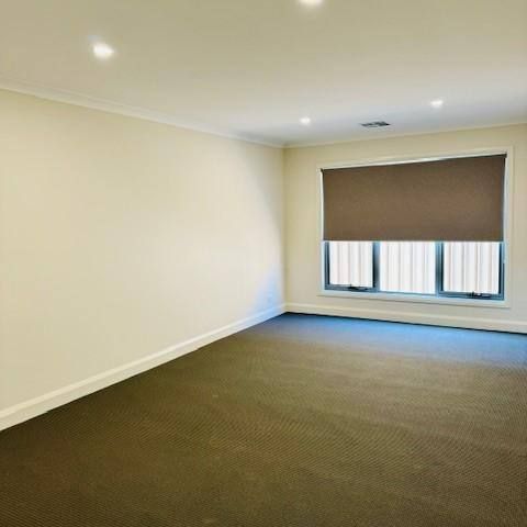 Brand New Three Bedroom Rental in Prime Irymple Location! - Photo 1